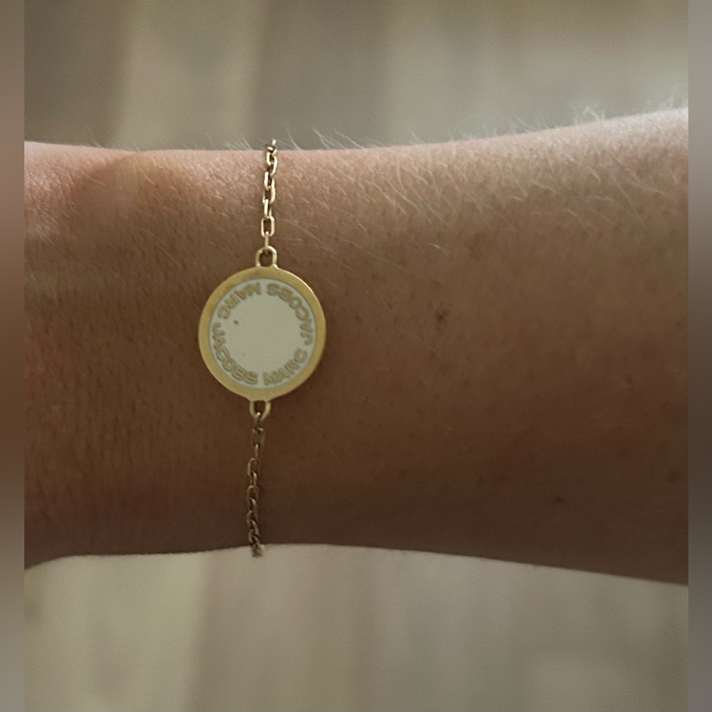 Marc Jacobs Gold Logo Disc Chain Bracelet